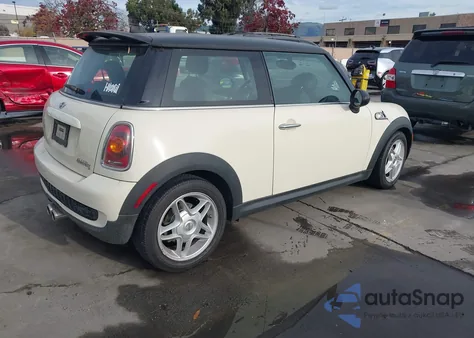 2009 Mini Cooper S from USA, damaged, VIN WMWMF73549TW83149